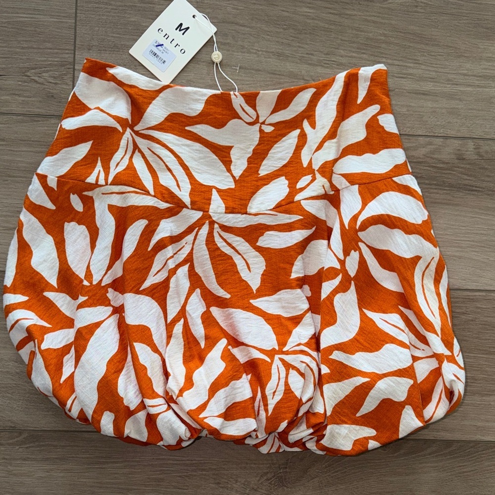 entro Orange & White Leaf Print Skirt bubble skirt style new with tags